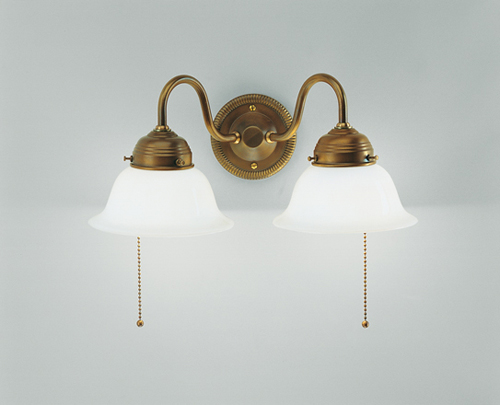 Berliner Messinglampen - A20-11op B - Wandleuchte Lietzenburg mit Zugschalter