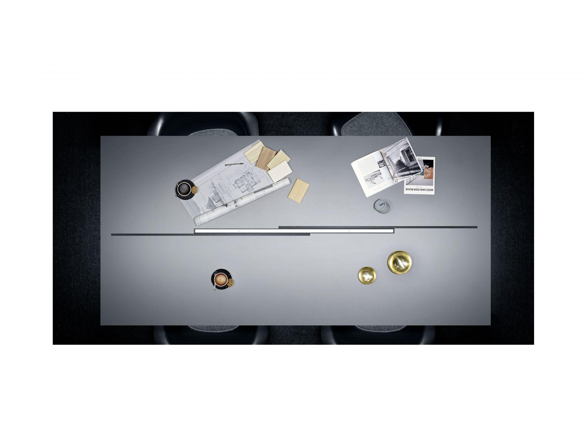 LED-Pendelleuchte Lightline III flex up + down der Firma BANKAMP Leuchtenmanufaktur