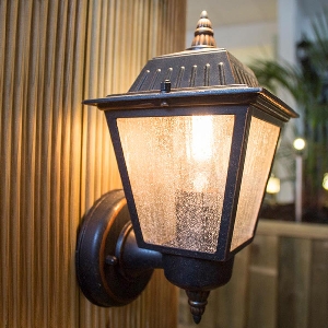 Wandleuchten & Wandlampen für außen von Elstead Highnam 1 Licht Wandlaterne - Verwitterte Bronze GZH-HN1