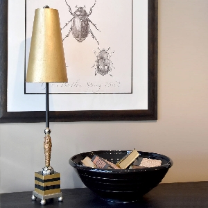 Elstead Noma Luxe Table Lamp - Gold, Schwarz und Blattsilber mit glasiertem Blattgold-Schirm FB-NOMA-LUXE-TL