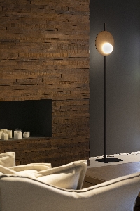 Moderne Stehleuchten & Stehlampen fürs Wohnzimmer von AXO Light Stehleuchte kwic PTKWIC36BRXXLED