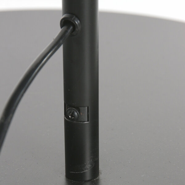 Stehlampe Curve der Firma Steinhauer