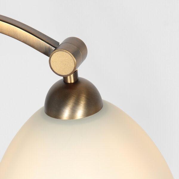 Stehlampe Anthea  der Firma Steinhauer