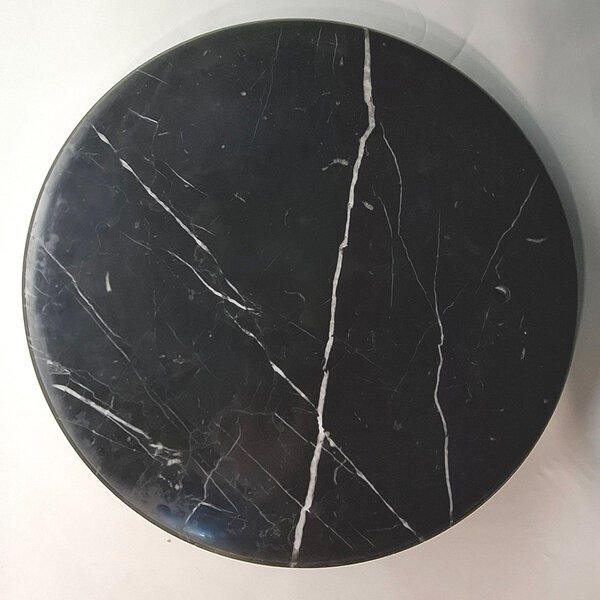 marmeren voetplaat der Firma Steinhauer