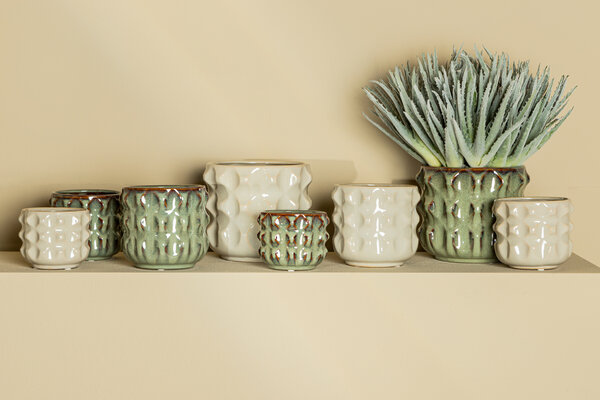 Delany Green glazed ceramic pot 3D triangle XS der Firma PTMD