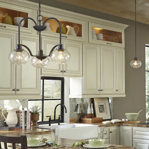 Trilogy 3 Licht Kronleuchter - Alte Bronze der Firma Elstead