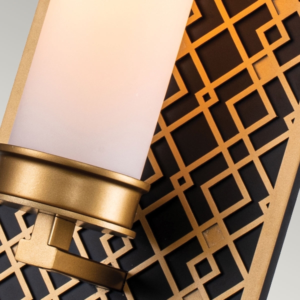 Ziggy 1lt Wall Light - Lacquered Gold der Firma Elstead