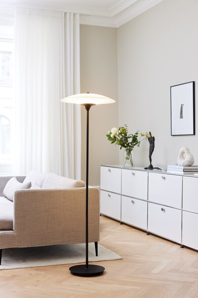 Stehleuchte BARONI der Firma Halo Design