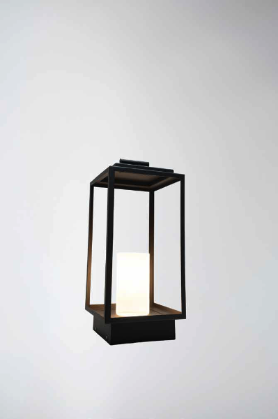 Bodenleuchte Mira der Firma Nexolight