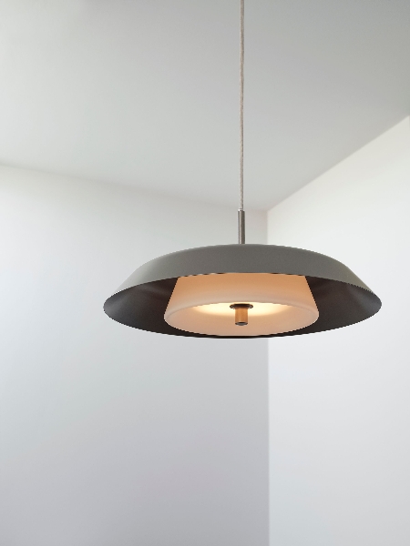 Horisont Pendelleuchte der Firma Belid Leuchten