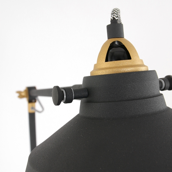 Stehleuchte Nove der Firma Steinhauer