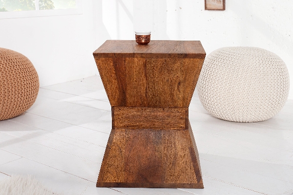 Side Table Pyramid der Firma Casa Élite