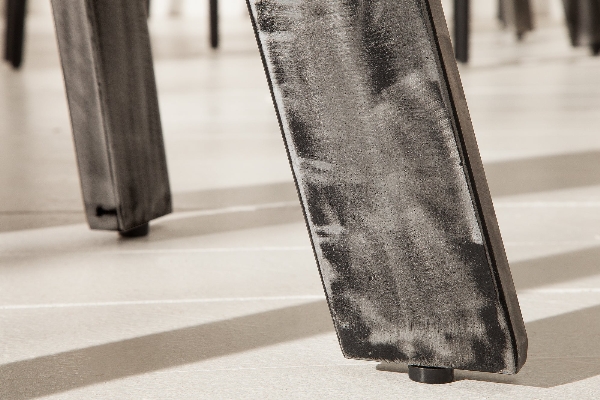 Esstisch IRON CRAFT der Firma Casa Élite