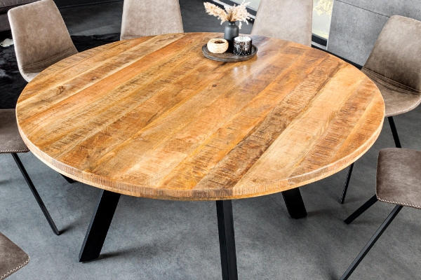 Esstisch IRON CRAFT der Firma Casa Élite