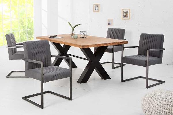 Freischwinger BIG ASTON der Firma Casa Élite