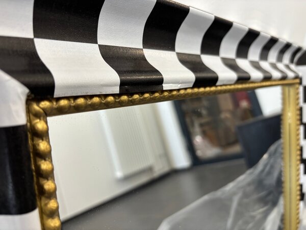 B-Wandspiegel CHESS  der Firma Casa Élite