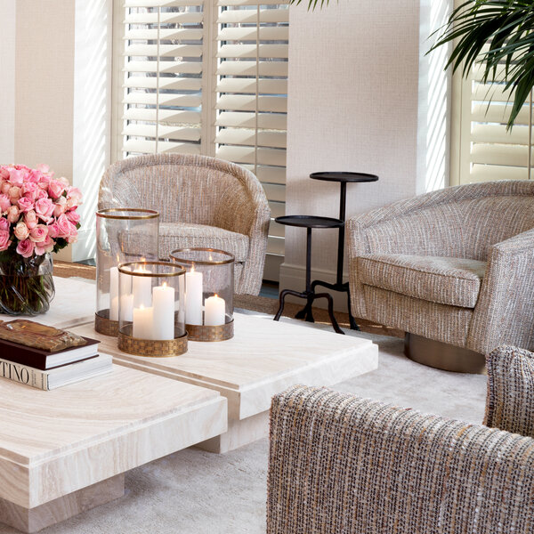 Beistelltisch Carlos L der Firma Eichholtz