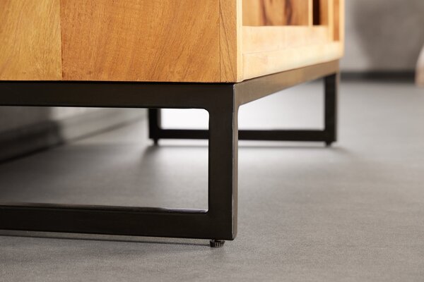 Regal CUBUS  der Firma Casa Élite