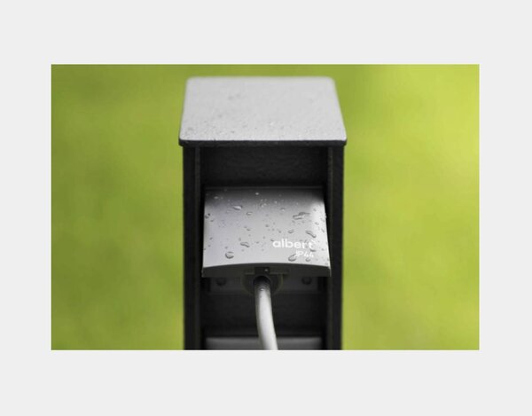 Steckdosensäule mit 4 Schutzkontaktsteckdosen der Firma Albert Leuchten