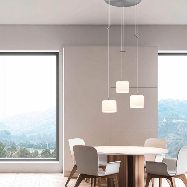 LED-Pendelleuchte Grazia 3 flammig der Firma BANKAMP Leuchtenmanufaktur