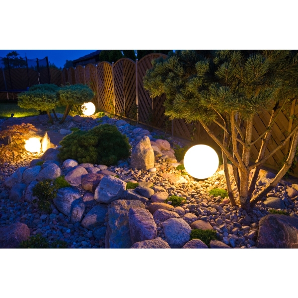 Kugelleuchte Snowball 50 cm Durchmesser Stationär der Firma EPSTEIN Design Leuchten